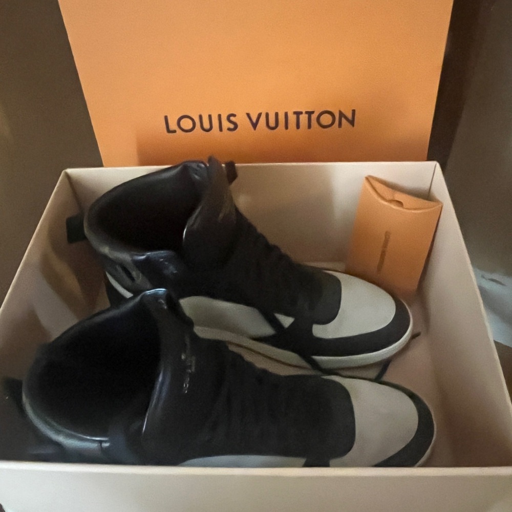 Louis Vuitton Monochrome Men's Sneakers